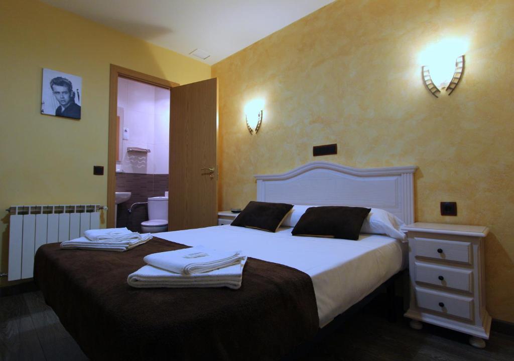 Hostal Regio Madrid Room photo